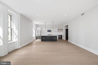 200 S Broad St in Philadelphia, PA - Foto de edificio - Building Photo