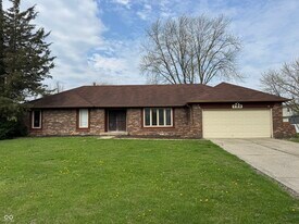 488 Orchardview Dr in Greenwood, IN - Building Photo