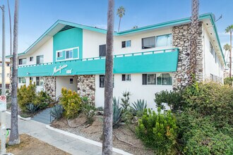 Mariposa Apartments in Los Angeles, CA - Foto de edificio - Building Photo