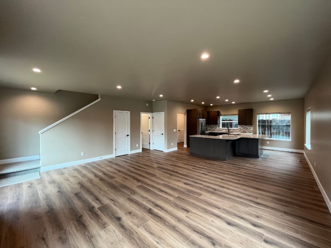 1404 NW Kingston Ave in Bend, OR - Building Photo - Building Photo