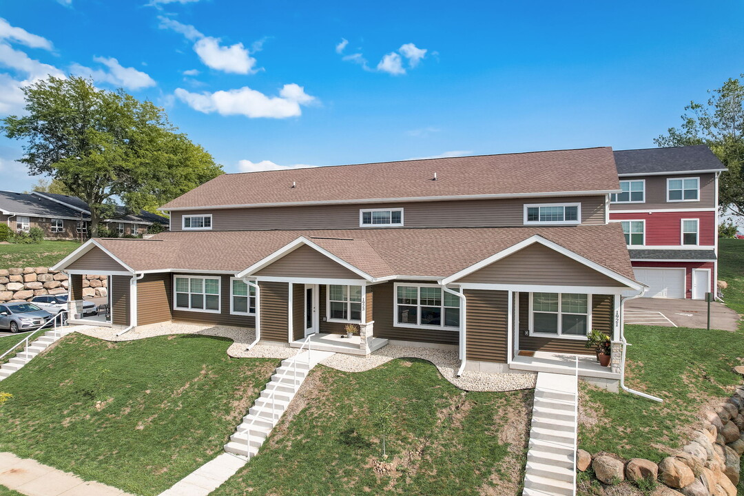 1923 Eastwood Way in Mount Horeb, WI - Building Photo