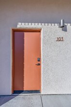 3820 E Fort Lowell Rd in Tucson, AZ - Foto de edificio - Building Photo