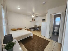 315 Walnut St in Hollywood, FL - Building Photo - Building Photo