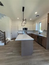 5508 Mesa Cir in Dallas, TX - Building Photo - Building Photo