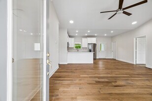 553 Skyview Dr in Ashland City, TN - Building Photo