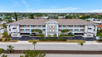 5126 Coronado Pkwy in Cape Coral, FL - Building Photo