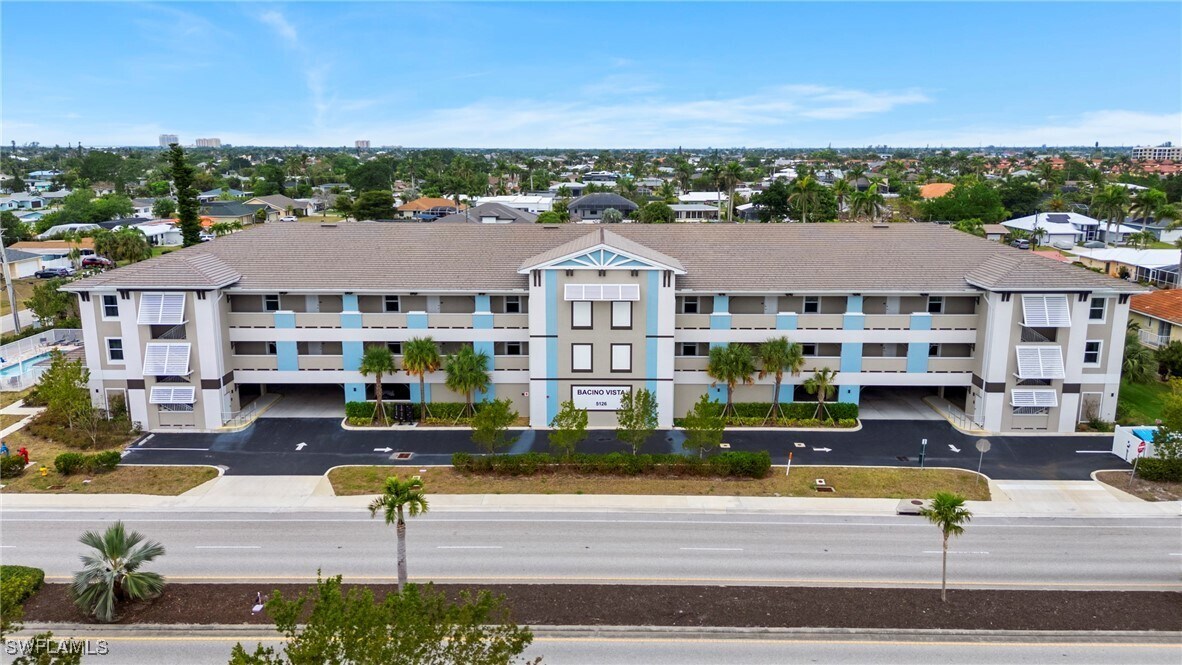 5126 Coronado Pkwy in Cape Coral, FL - Building Photo
