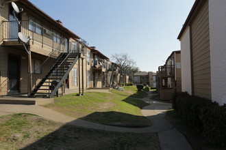 Veranda in Dallas, TX - Building Photo - Building Photo