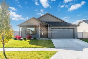 7909 W 55th Ave in Spokane, WA - Building Photo