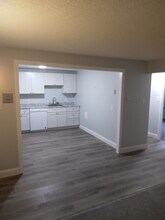 13 Silvestri Cir, Unit #2 in Derry, NH - Building Photo - Building Photo