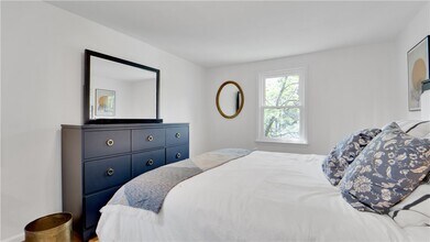 288 Oakridge Dr in Rochester, NY - Building Photo - Building Photo