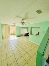 421 Australian Way in Davenport, FL - Building Photo - Building Photo