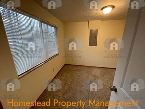 2915 Evergreen Ave NE in Salem, OR - Foto de edificio - Building Photo