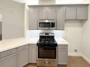 20123 Travis Falls Dr in Tomball, TX - Building Photo - Building Photo