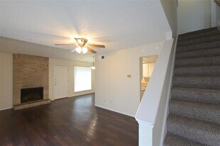 4713 Teri Rd in Austin, TX - Building Photo