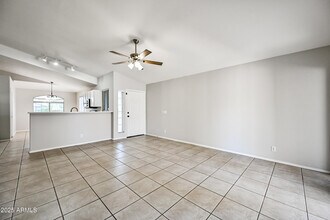 1060 W Mesquite Ave in Apache Junction, AZ - Building Photo - Building Photo