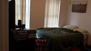 95 Park Dr in Boston, MA - Foto de edificio - Building Photo