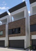 5841 Dolores St in Houston, TX - Building Photo