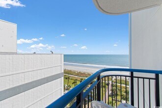 2300 N Ocean Blvd in Myrtle Beach, SC - Foto de edificio - Building Photo