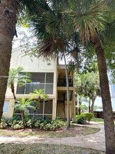 5720 Rock Island Rd-Unit -380 in Tamarac, FL - Building Photo - Building Photo