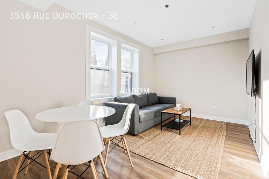 3546 Rue Durocher in Montréal, QC - Building Photo