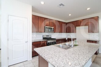19687 Roma Ave in Litchfield Park, AZ - Building Photo - Building Photo