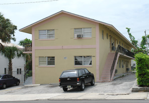 626 Datura St Apartments