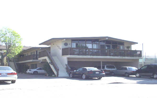 1420 W 148th St in Gardena, CA - Foto de edificio