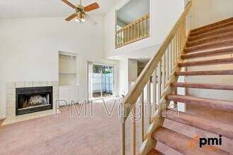 1701 Willow Creek Ct in Virginia Beach, VA - Building Photo - Building Photo