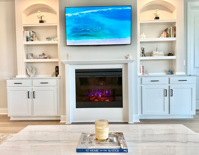 15319 Lucerna St in Naples, FL - Foto de edificio - Building Photo