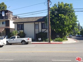 5170 N Columbus Ave-Unit -4 in Sherman Oaks, CA - Building Photo - Building Photo