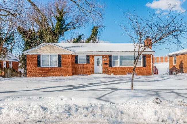 property at 2000 Gaither St