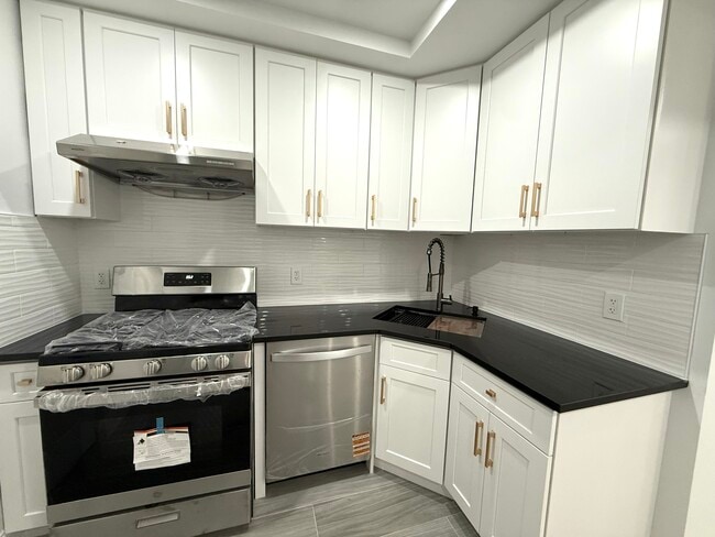 property at 3334 208th St
