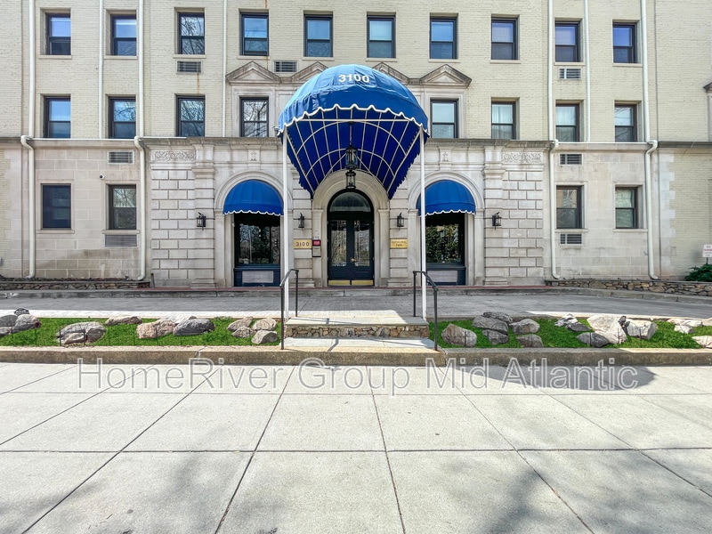 3100 Connecticut Ave NW in Washington, DC - Building Photo