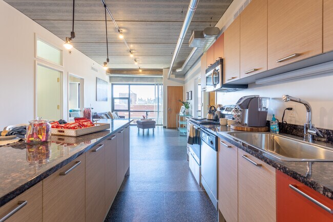 Z Place Apartments in Ann Arbor, MI - Building Photo - Interior Photo