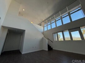 5750 Hollywood Blvd, Unit 636 in Los Angeles, CA - Building Photo