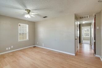 5115 Kingston Dr in Wichita Falls, TX - Building Photo - Building Photo