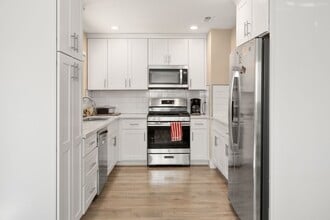 123 Lido Cir in Sacramento, CA - Building Photo - Building Photo