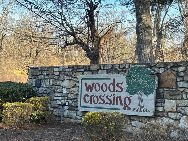 7203 Woods Crossing Dr in Cave Spring, VA - Building Photo - Building Photo