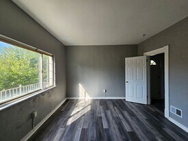 40 Grape St in Pittsburgh, PA - Building Photo