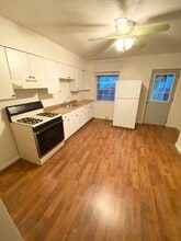 1138 Race St in Mckees Rocks, PA - Building Photo - Building Photo