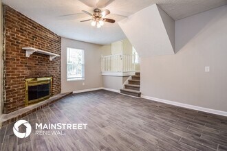 5097 Martins Crossing Rd in Stone Mountain, GA - Building Photo - Building Photo