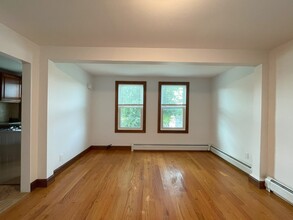238 Claremont Ave in Verona, NJ - Building Photo - Building Photo