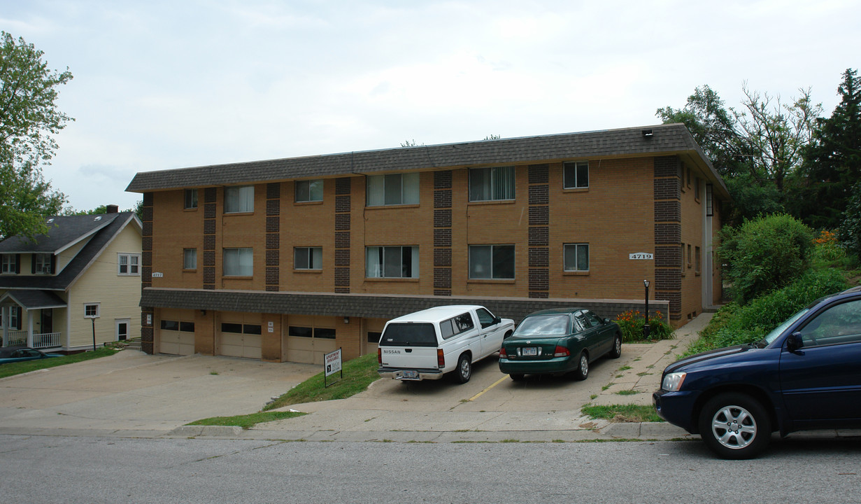 Wakeley Pointe Apartments in Omaha, NE - Building Photo