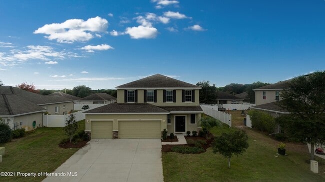 13576 Hunters Point St in Spring Hill, FL - Building Photo - Building Photo