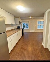 5933-128A 128a St in Surrey, BC - Building Photo - Building Photo