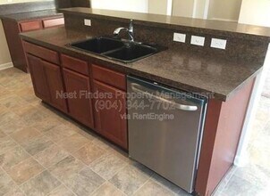 3852 Marsh Bluff Dr in Jacksonville, FL - Foto de edificio - Building Photo