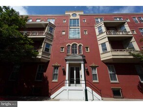 1100 Spruce St in Philadelphia, PA - Building Photo - Building Photo