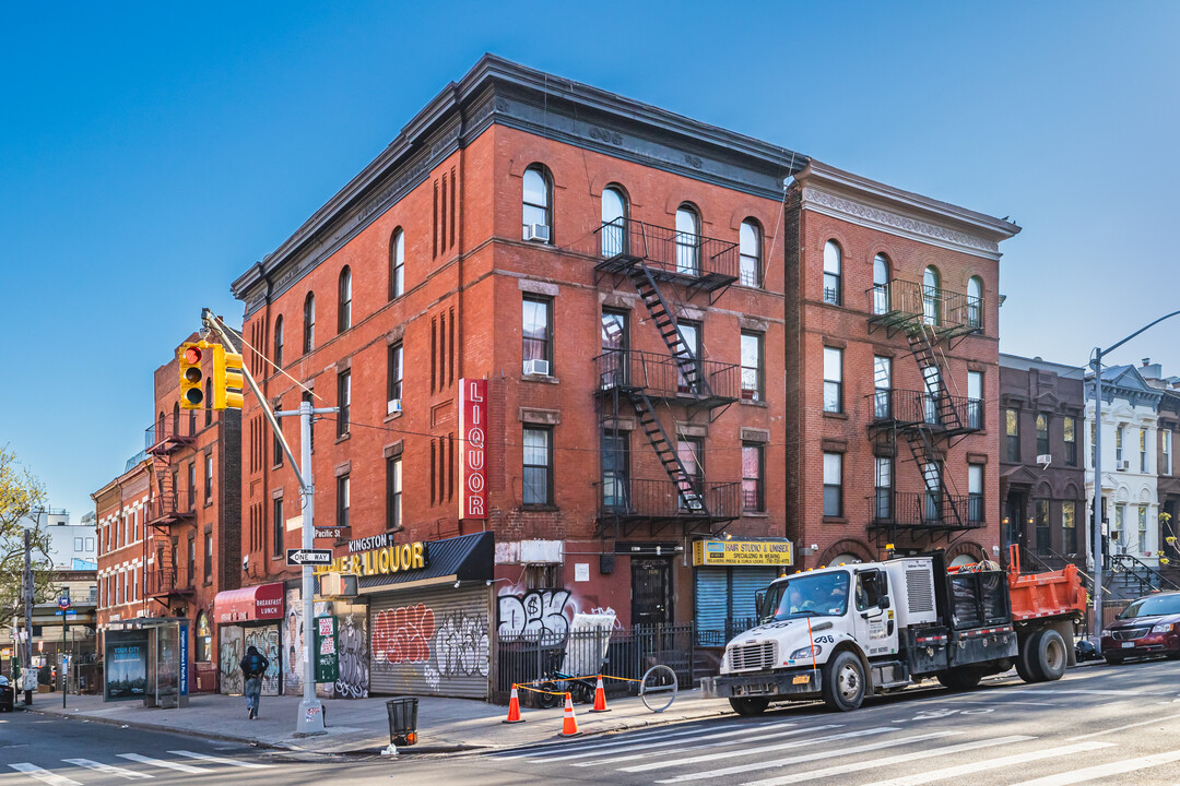 1505 Pacific St in Brooklyn, NY - Building Photo