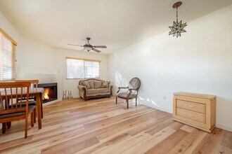 2210 Miguel Chavez Rd in Santa Fe, NM - Building Photo - Building Photo
